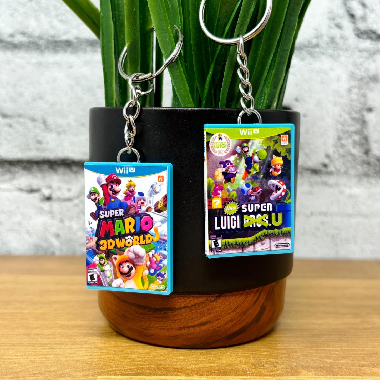 Mini Nintendo Wii U Game Case Keychains